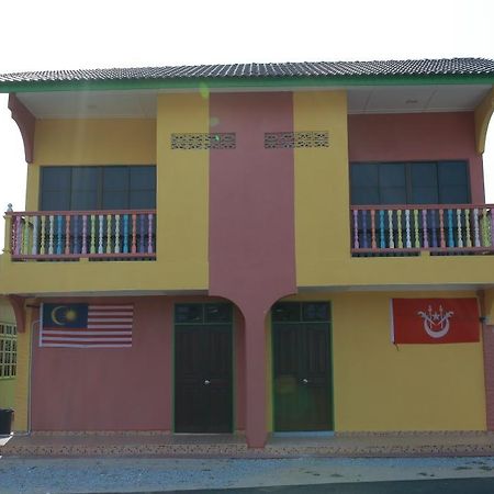 My Friend Homestay โกตาบารู ภายนอก รูปภาพ